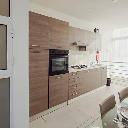 Apartament Contemporary 2br Duplex With Sunny Terrace *