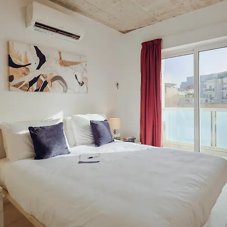 Contemporary 2br Duplex With Sunny Terrace Апартаменты *