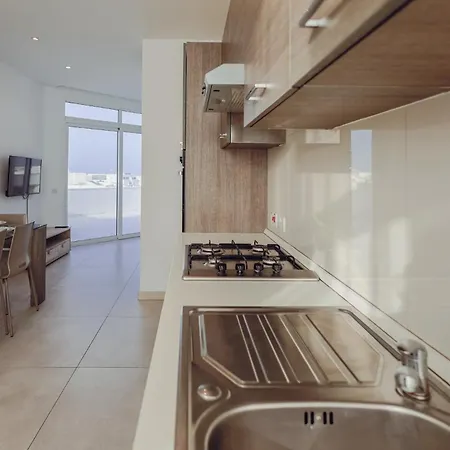 Contemporary 2br Duplex With Sunny Terrace * Tal-Franciz